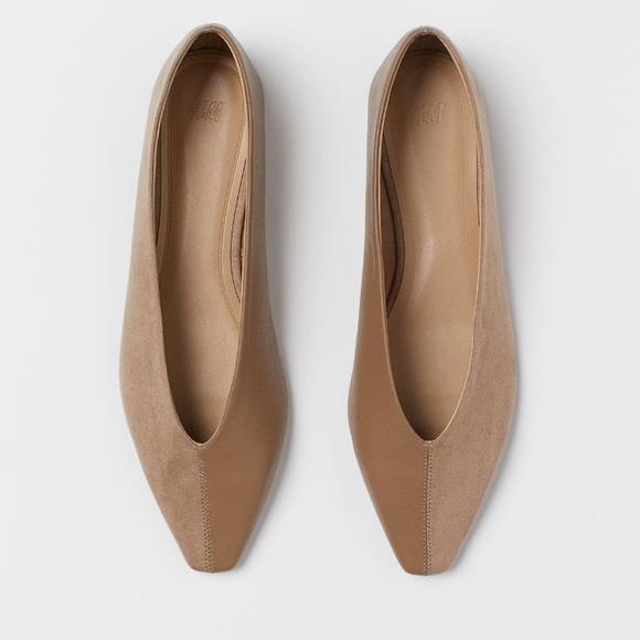 H&M Shoes - Dual texture ballet flats- vintage look!
